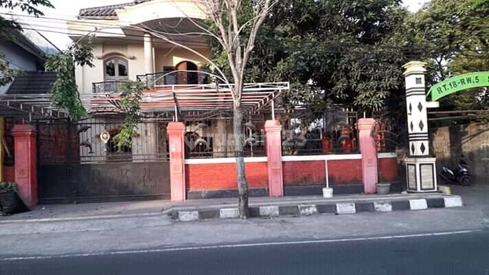 RUMAH 7 KAMAR BISA UNTUK KOST DI KOTA YOGYAKARTA 1