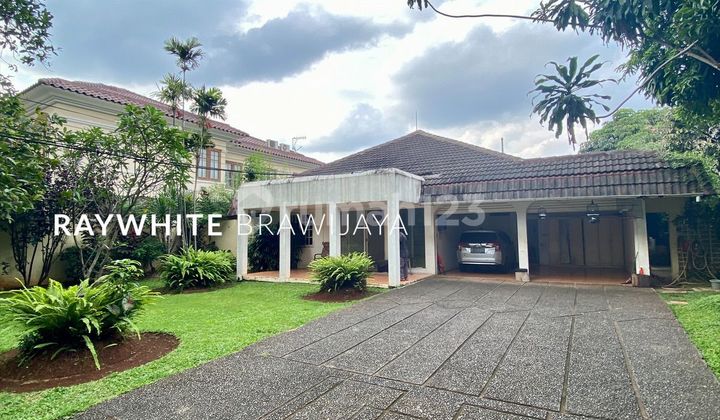 Old House Scenic Location Kemang Dalam Area