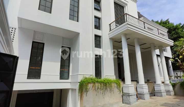 Brand New Luxury House, Rumah Megah nan Mewah Area Pondok indah