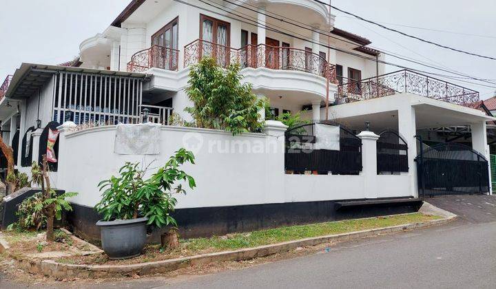 Rumah Bagus Di Jl Kesehatan, Bintaro Jakarta Selatan 1