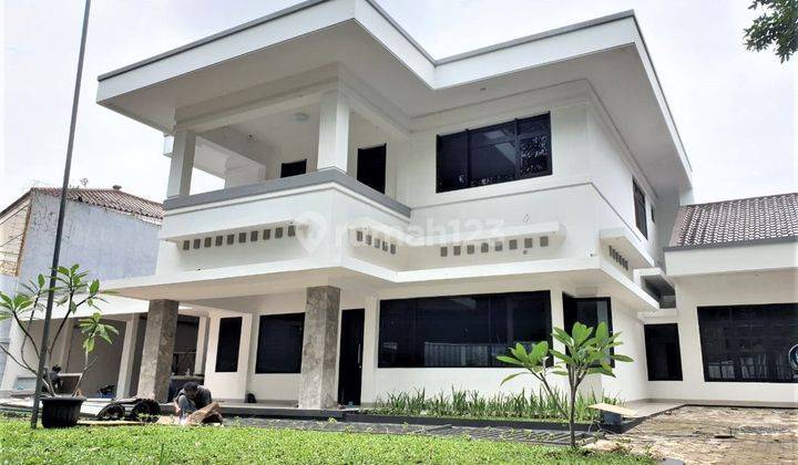 RUMAH GAYA ART DECO FULL RENOV SEMI FURNISHED DI DAERAH RING 1 TAMAN KERAWANG, MENTENG, JAK - PUS 1