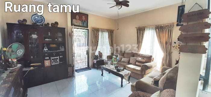 Rumah Hook Siap Huni, Hunian Nyaman dan Asri @Bintaro