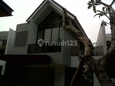 Rumah Baru Dalam Cluster Di Kemang 1