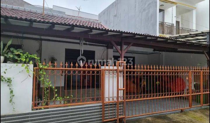 Rumah Minimalis Dekat Gelael di Tebet Barat Jakarta Selatan 1