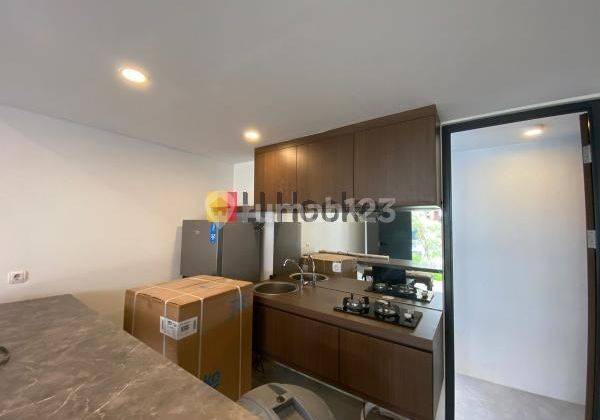 Dijual Cepat Termurah Rumah Full Furnished di Freja Suite Bsd City Selangkah Ke Tol Serbaraja Aeon Mall Dan Stasiun Kereta Cisauk Cocok Terutama Bagi Para Investor Property 2