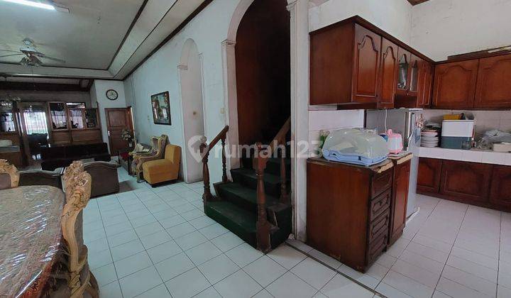 RUMAH UKURAN BESAR LAYAK HUNI DAERAH TEBET 2