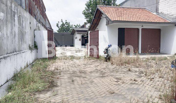 MAJAPAHIT RUMAH BISA UNTUK KANTOR DAN GUDANG PINGGIR JALAN RAYA SEMARANG TIMUR 1