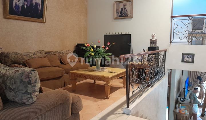 Rumah 3 Lantai Asri dan Sejuk Di Bukit Golf Hijau Sentul City Bogor 2