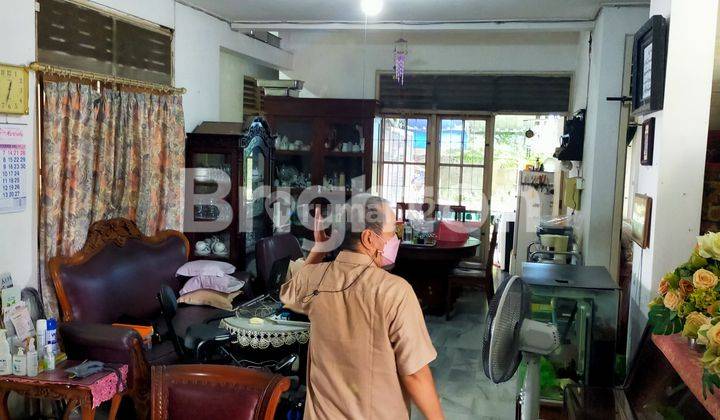 RUMAH HITUNG TANAH LOKASI STRATEGIS DI JALAN RAYA BANYUMANIK 2