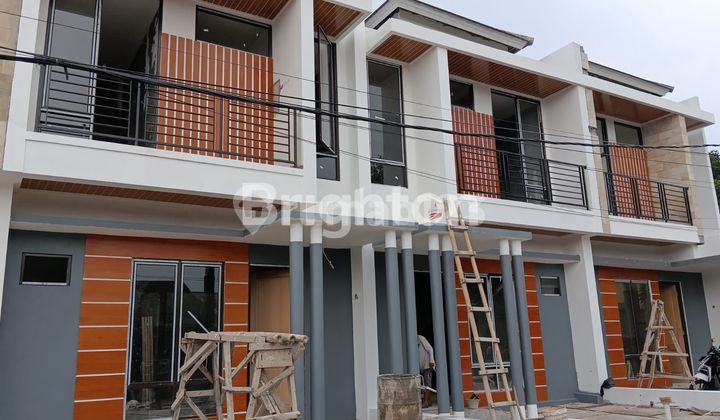 RUMAH 2 LANTAI DI DEPOK