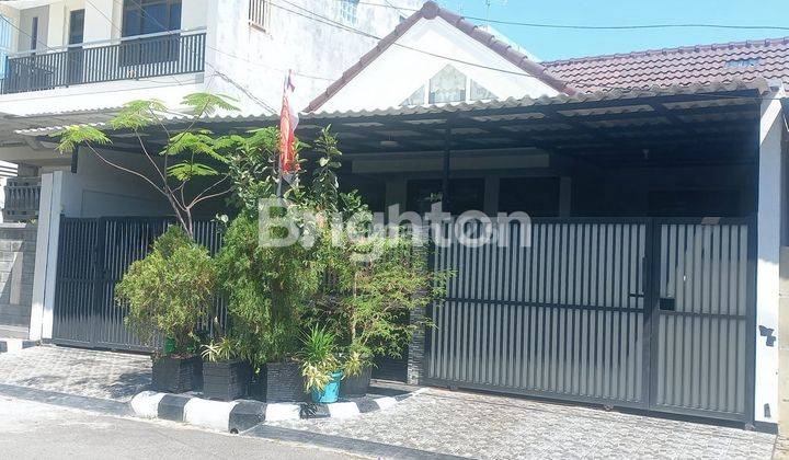 RUMAH 1,5 LANTAI . STRATEGIS DEKAT SUPERINDO MULYOSARI PAKUWON CITY MALL ITS UNAIR KAMPUS C UNIV WIDYA MANDALA SEKOLAH² GLORIA XIN ZHONG CITA HATI MERR GALAXY MALL RS MITRA KELUARGA KENJERAN 1