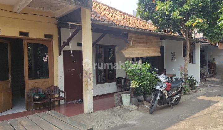 Rumah kontrakan hitung tanah di ciputat 1