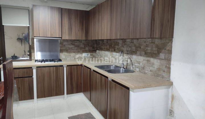 Rumah 3 lantai Lokasi bagus di Lebak Bulus Residence, Jakarta Selatan 2