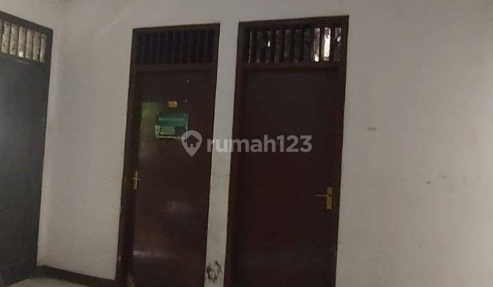 Rumah Hook 2 Lantai Lokasi Strategis Di Pondok Kelapa Jak Tim S7072 1