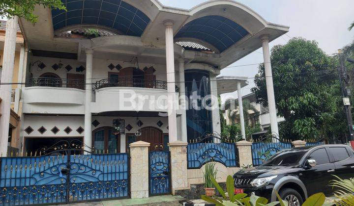 Rumah mewah 2 Lantai  dekat LRT Cikunir Bekasi 1