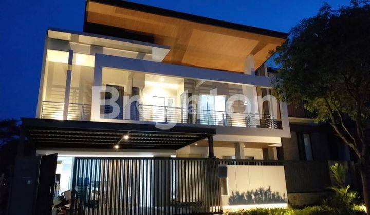 RUMAH MODERN MINIMALIS 2 LT LOKASI DI CITRALAND SELAT GOLF SURABAYA 1