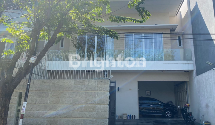 TURUN HRG !!! RUMAH KLAMPIS 2 LANTAI, HADAP BARAT