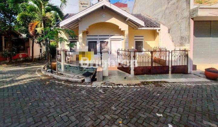 RUMAH HOOK DI PERUMAHAN RIVERSIDE, BALEARJOSARI, KEC BLIMBING, KOTA MALANG 1