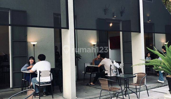 RUMAH 2 LANTAI COCOK BUAT CAFE / KANTOR LOKASI SANGAT STRATEGIS & PREMIUM 2