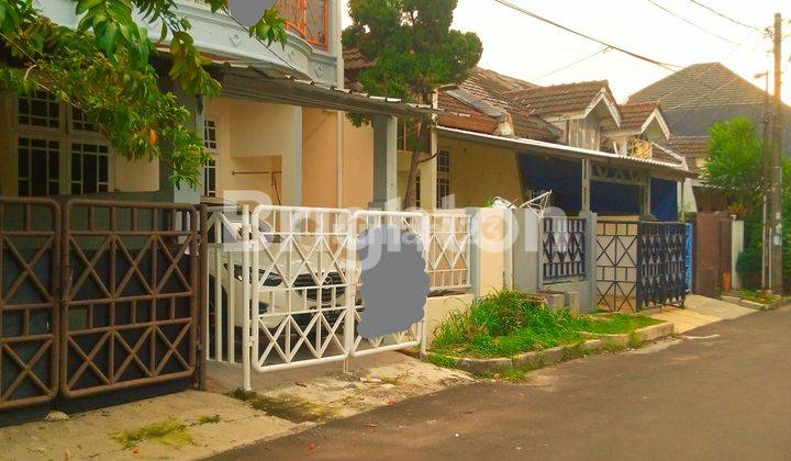 Rumah 2 Lantai Villa Melati Mas 4 Kamar, Dekat Alam Sutera, BSD, dan Gading Serpong 1