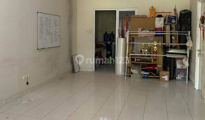 Rumah Dekat Sekolah dan Perbelanjaan di Kota Wisata, Bogor Siap KPR J15114 2