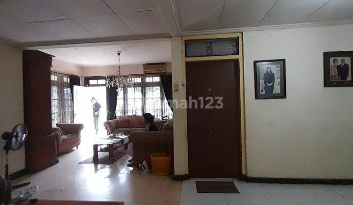 Rumah Lokasi Strategis Di Utan Kayu Utara S7061 2