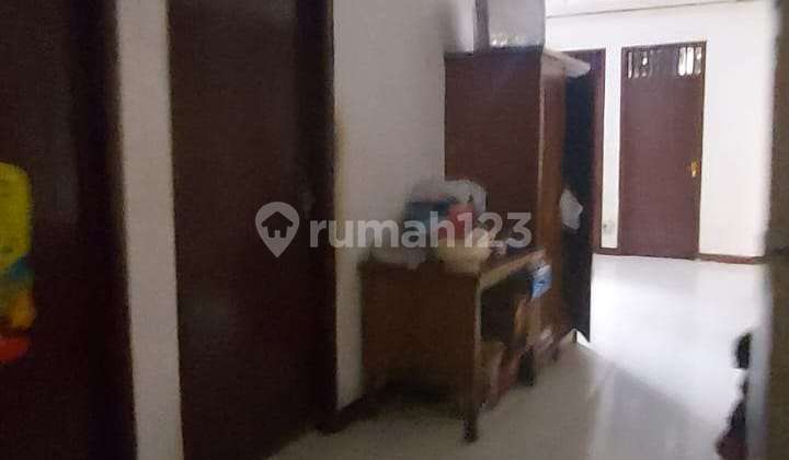 Rumah 2 Lantai Lokasi Strategis Di Kav DKI S7072