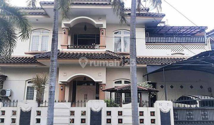 Rumah Pulomas 2 Lantai Murah  1