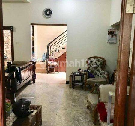 rumah 2 lantai terawat di Komplek Ujungberung Indah Bandung 2