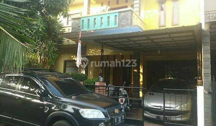 rumah 2 lantai terawat di Komplek Ujungberung Indah Bandung 1