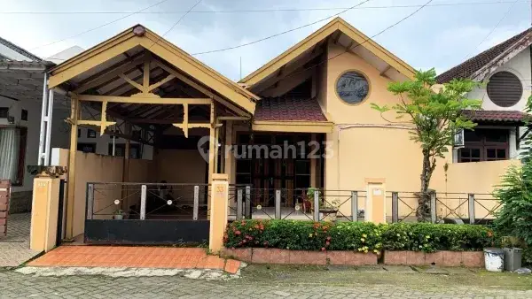 Dijual rumah daerah Medan Johor 1