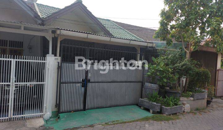 rumah di  komplek darussalam cipondoh 1