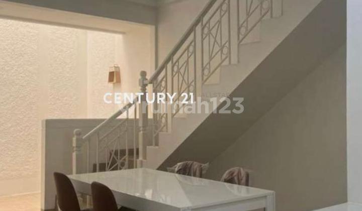 Rumah Kawasan Elite Di Permata Buana. Kembangan, Jakarta Barat. 2