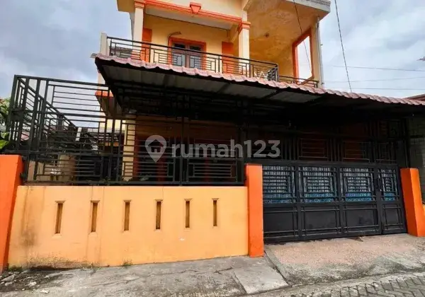 Dijual Rumah Bagus dan Rapi  Daerah Krakatau 2