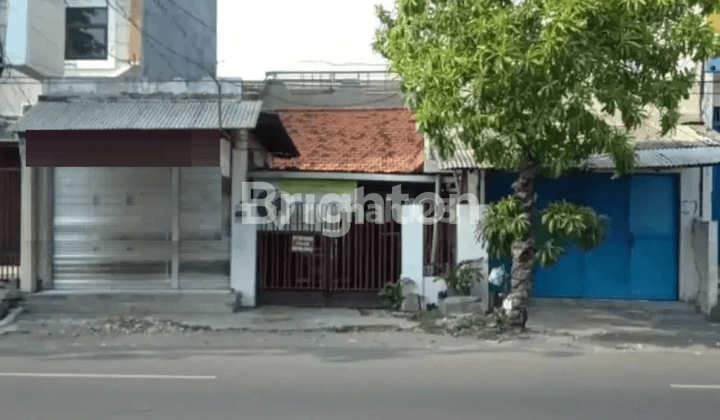 RUMAH BARATAJAYA STRATEGIS ROW JALAN RAYA 1