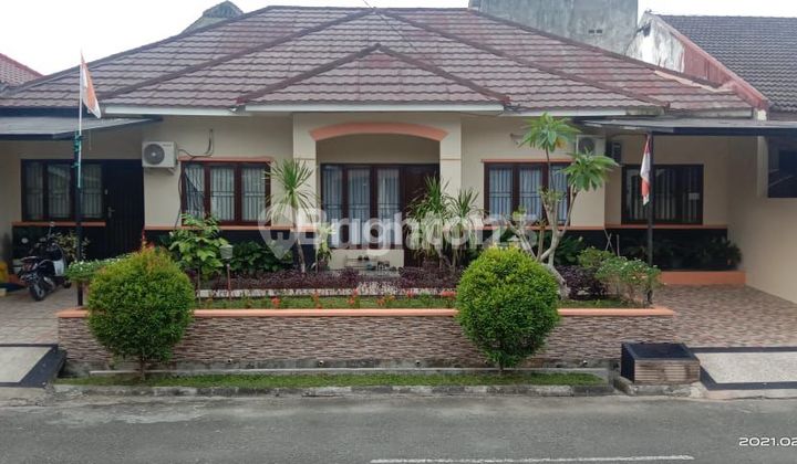 RUMAH MINIMALIS EMPAT KAMAR TIDUR DEKAT MASJID 1