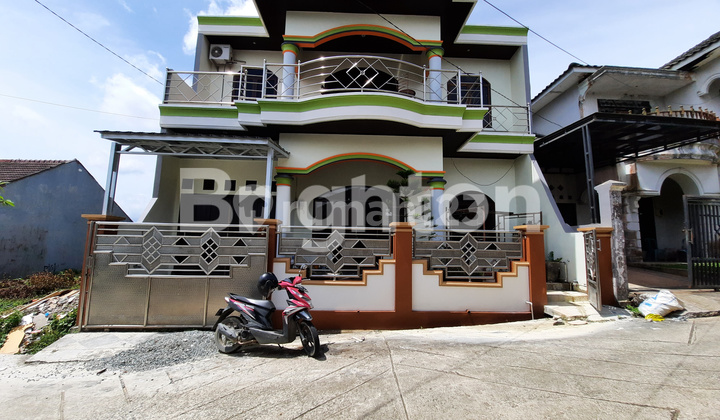 BESAR MEGAH BARU SELESAI RENOVASI