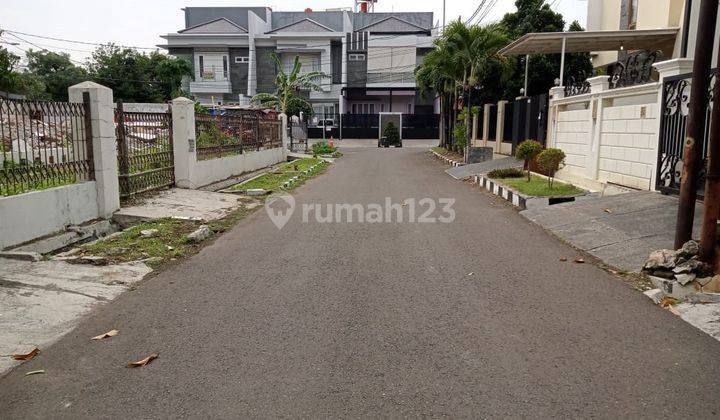 Rumah Tinggal 2 Lantai Di Daerah Pulomas Jakarta Timur 2