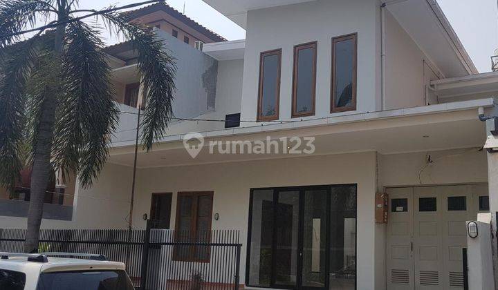 Turun Harga Rumah Siap Huni di Kawasan Pejaten Barat, Jakarta Selatan 1