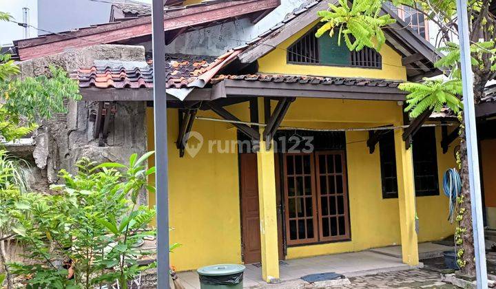 Rumah 2 lantai, pinggir jalan raya, sejajar pertokoan Textile di Cipadu Jaya, Tangerang. 1