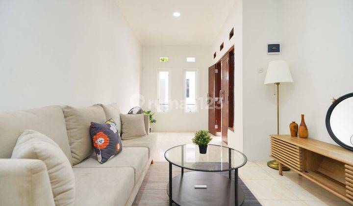 Rumah Semi Furnished dekat Summarecon Mall Serpong Harga Nego Siap KPR J18799 1