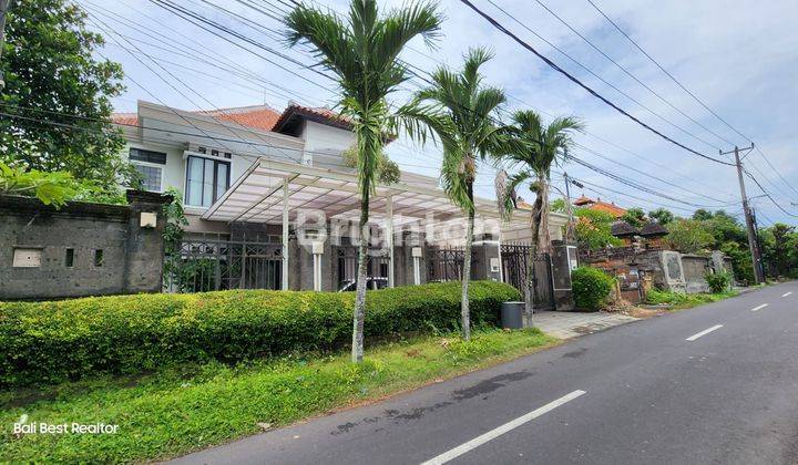 RUMAH SUPER KEREN RENON MERDEKA DENPASAR 2