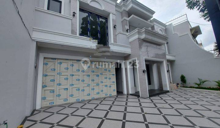 Rumah Baru Brand New With Pool Di Tebet Jakarta Selatan 2