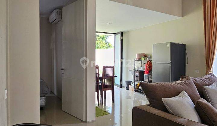 Rumah Baru 2 Lantai Posisi Hook Lokasi Bukit Sari Semarang 1