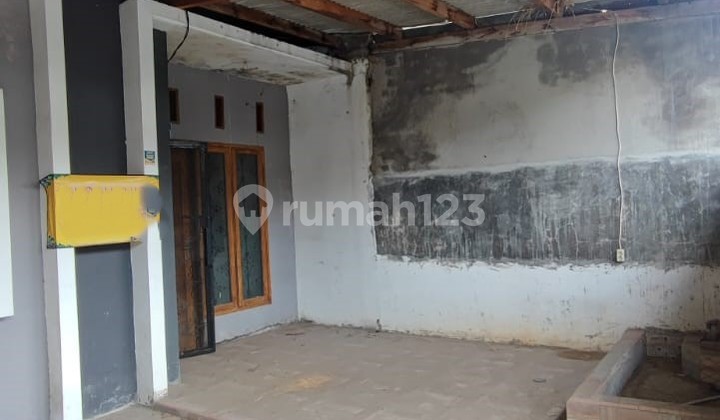 Rumah Di Daerah Mundu, Griya Taman Suci 2