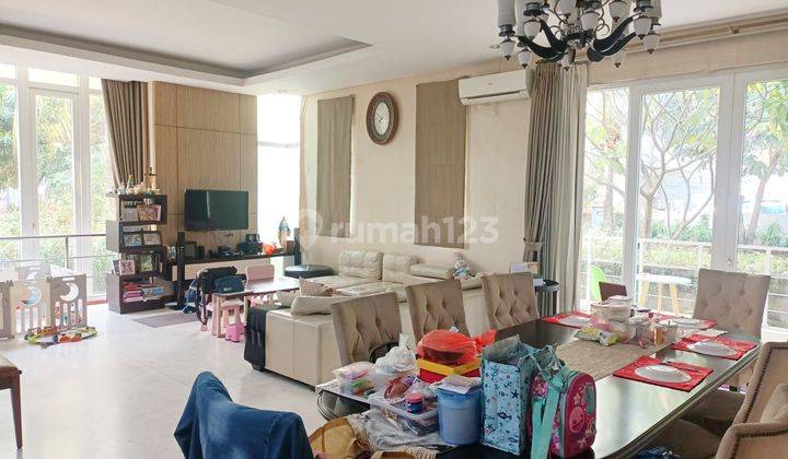 Town House Nyaman Di Springhill Golf Residence (Hoek) 1