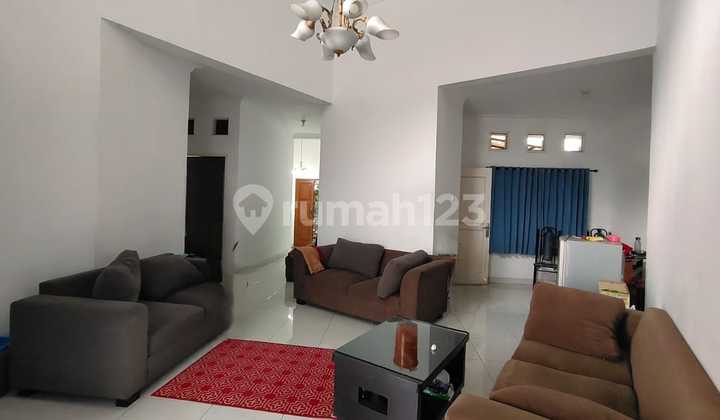 Single-Story House in Anggrek Loka Bsd City, light steel roof.