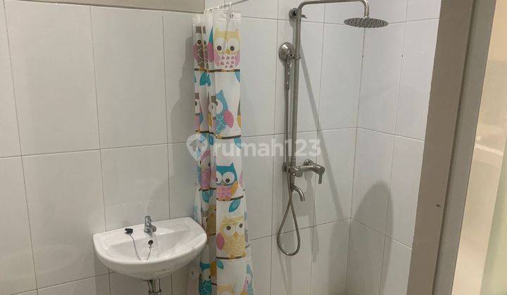 ruang tamu rumah siap huni & strategis