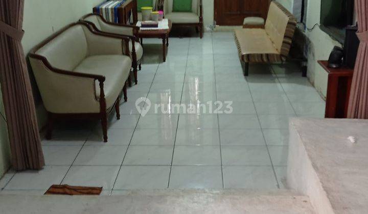 Di  Rumah di Komplek Depsos XI Bintaro Pesanggrahan Jakarta Selatan 2