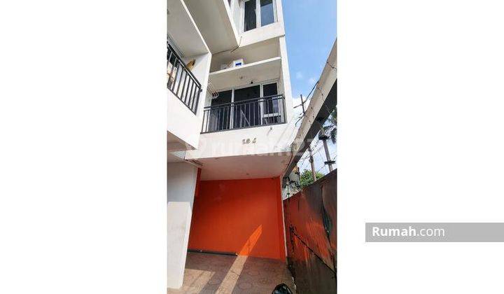 Turun Harga!!  Town House di Cempaka Putih Barat. Jakarta Pusat 2